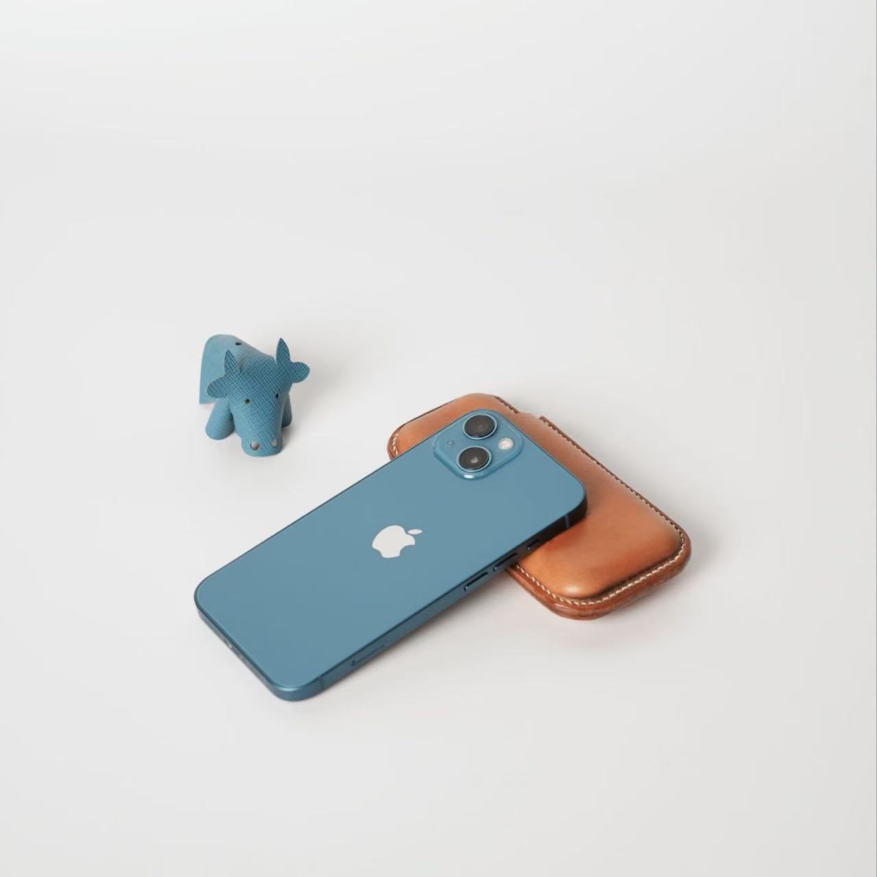 13 128 Blue US Spec High copy