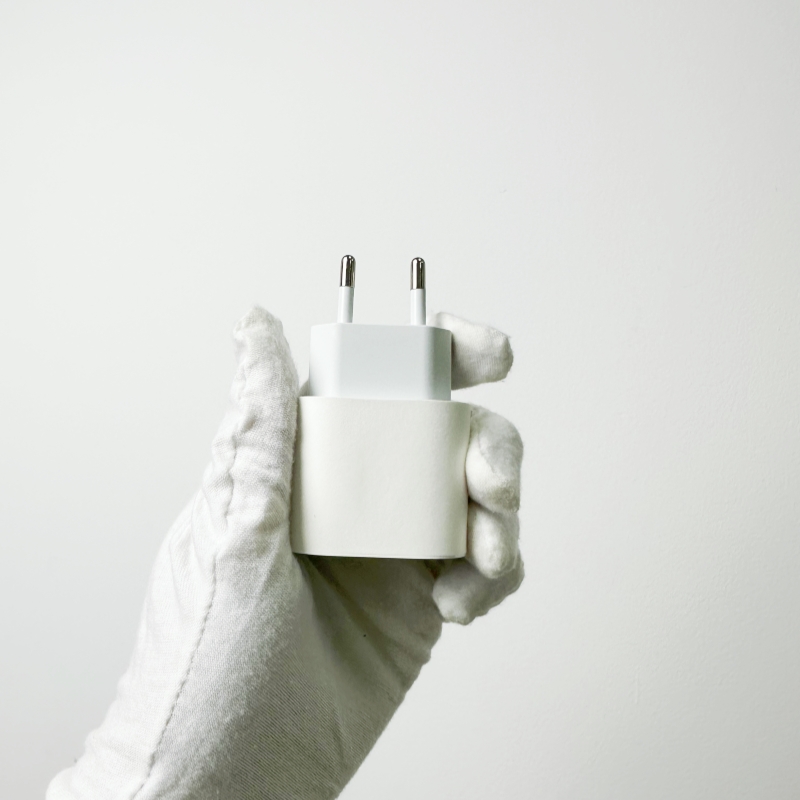 IPhone 20W Power Adapter